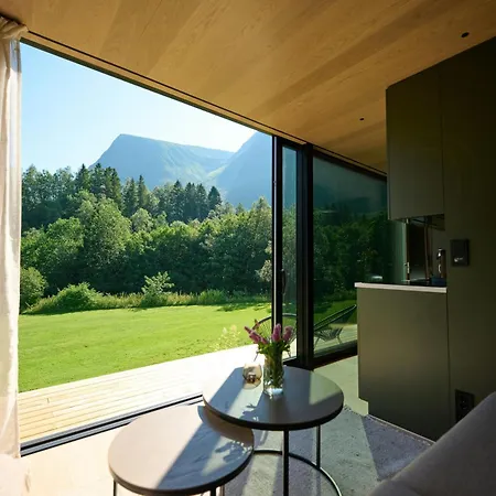 Nyaraló Micro With Panoramic Views In Sunnmore Alps *